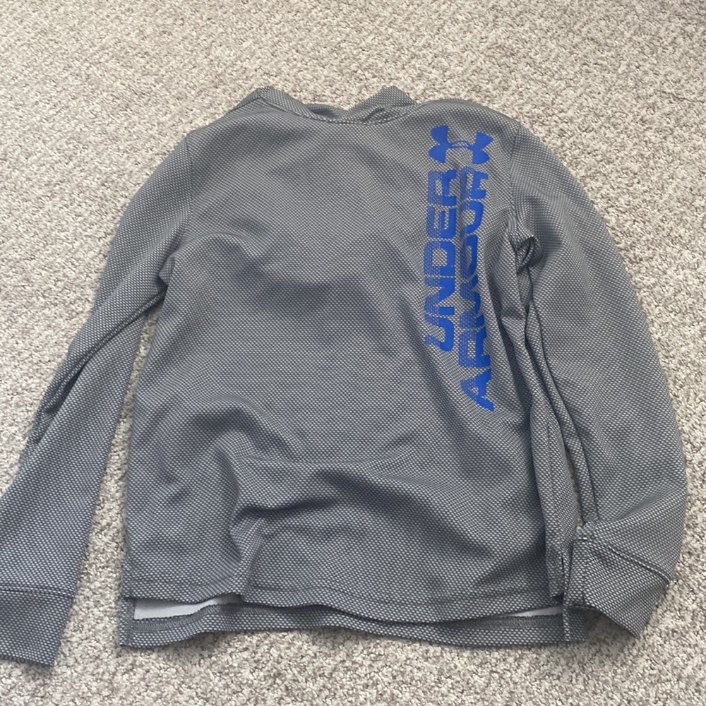 Boys Size M Medium Under Armour Gray Pullover Hoodie Dry-Fit with Blue Accents